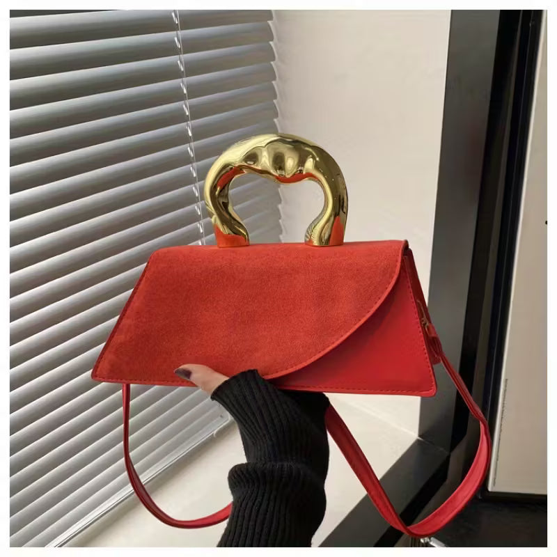 LOS BOLSOS DE ROVELA